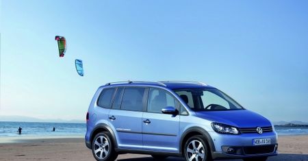 Nowy VW | CrossTouran
