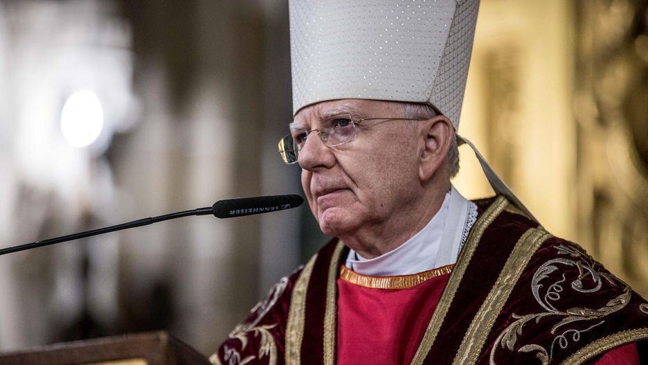 Marek J�draszewski
Art Service
duchowie�stwo, duchowny, Katedra na Wawelu, liturgia, Liturgia Wielkiego Pi�tku, m�ki pa�skiej, msza, religia, Triduum Paschalne, wiara, Wielkanoc, wielki pi�tek