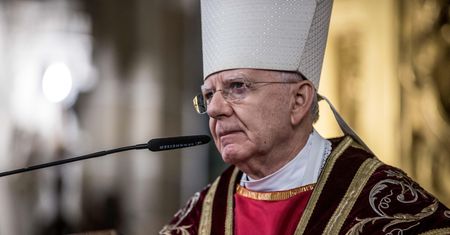 Ojcostwo i szantaż arcybiskupa Jędraszewskiego [OPINIA]