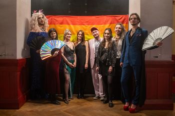 Queerowy bal po Marszu Równości w Starym Teatrze w Krakowie