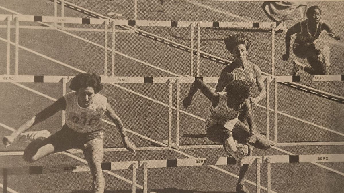 Grażyna Rabsztyn (z lewej) w 1976 roku