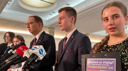Młodzieżówka Konfederacji w akcji. Chcą powrotu kary śmierci?