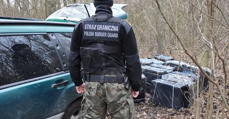 Kontrola drogowa, a w samochodzie papierosy zza wschodniej granicy. Kierowca został zatrzymany