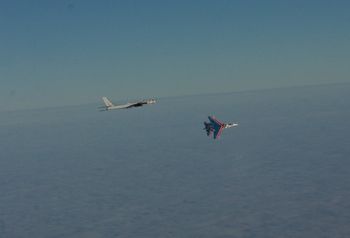 Przechwycili Tu-95. Bombowce były eksportnowane przez Su-36S