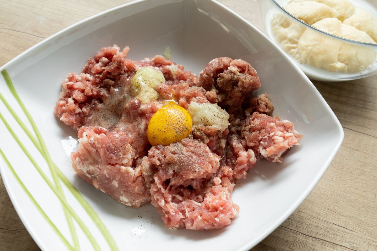 Add sauerkraut to ground meat cutlets for grandma’s secret touch