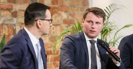 "Złote dziecko" PiS przegrało w sądzie. W tle zatruta woda w Otwocku
