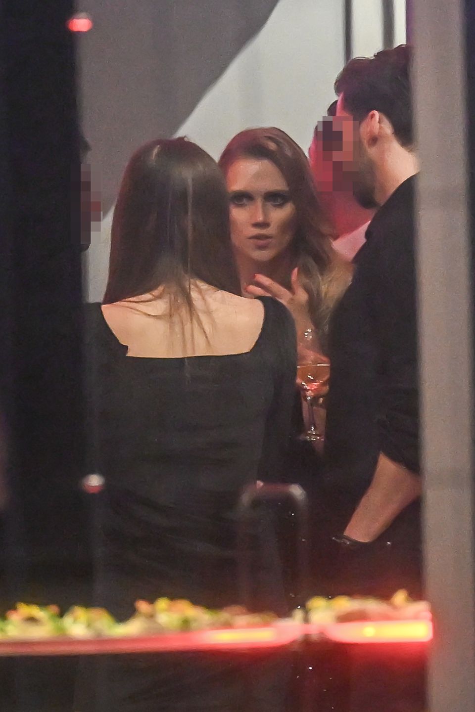 Agnieszka Kaczorowska i Marcin Rogacewicz bawią się na bankiecie