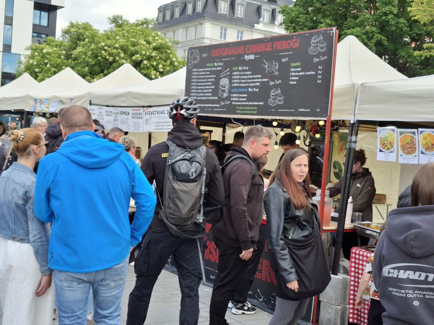 W miniony weekend Plac Wolności tętnił zapachami i smakami z całego świata! Podczas Festiwalu Smaków Świata i Festiwalu Pierogów Świata Wrocławianie odbyli kulinarną podróż od Azji, przez Europę, aż po Amerykę.