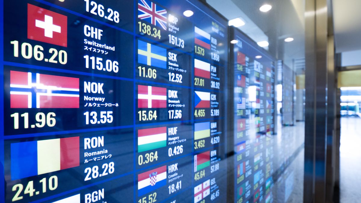 Kursy walut. Co z euro i dolarem?