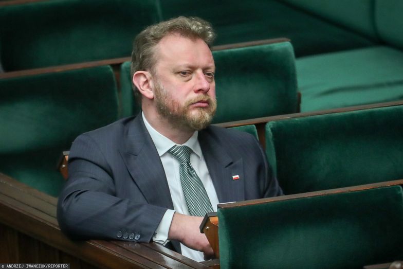Łukasz Szumowski z koronawirusem zabrał ojca do Anina