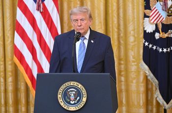 Trump sięga po irańskie miliardy. Mają pokryć szkody statków
