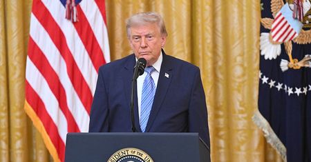 Trump sięga po irańskie miliardy. Mają pokryć szkody statków