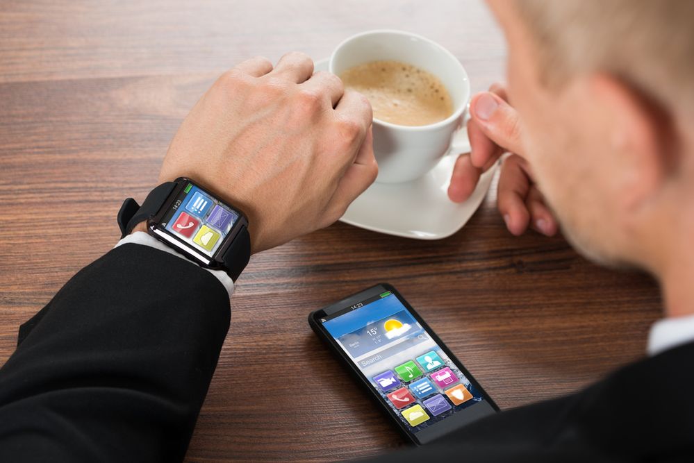 Czy warto kupić taniego smartwatcha?
