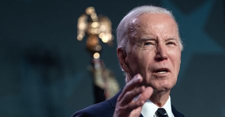 Biden stanowczo reaguje na słowa Trumpa ws. NATO