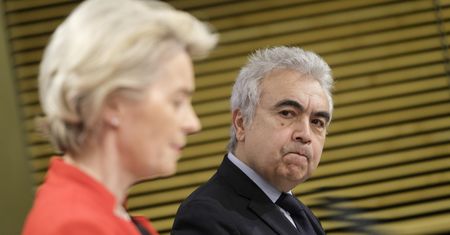 Limit cen ropy skuteczny. Spadek rosyjskich przychodów o 30 proc.