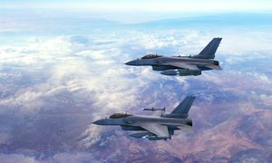 Drony nad bazą atomowych okrętów podwodnych. Francuskie wojsko otworzyło ogień