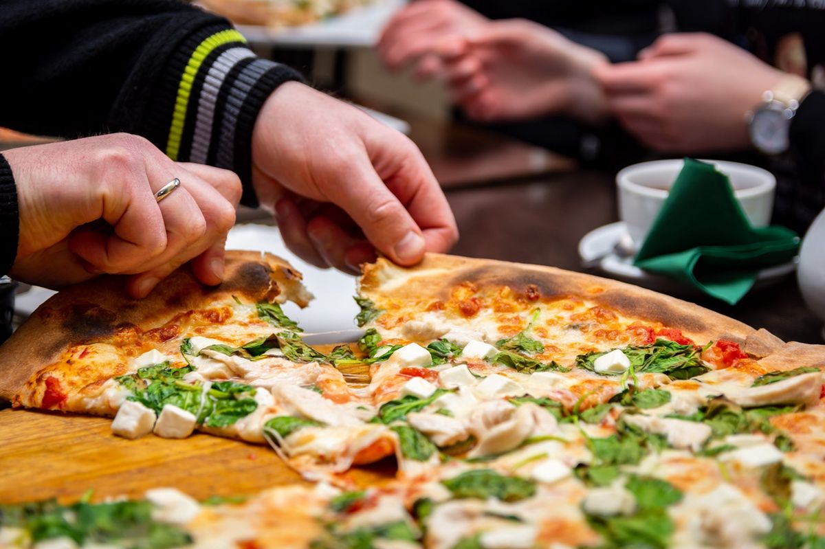 Powiedz mi, jak jesz pizzę, a ja powiem ci, jakim jesteś człowiekiem