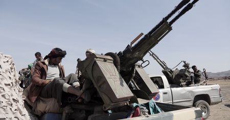 Huti znów uderzyli. Atak na lotnisko i obiekty naftowe w Arabii Saudyjskiej