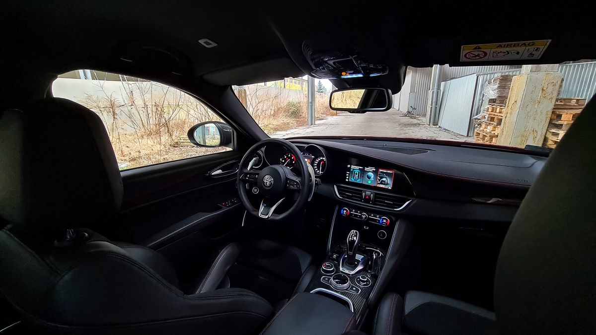 Alfa Romeo Giulia: Nowy system info-rozrywki, audio Harman Kardon i systemy wsparcia i ochrony 1