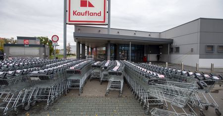Protest pracowników Kauflandu. "Dość dyskryminacji i wyzysku kobiet"