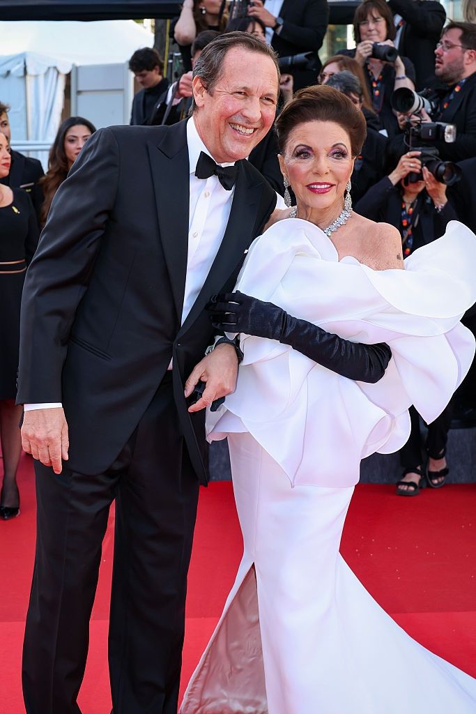 Joan Collins