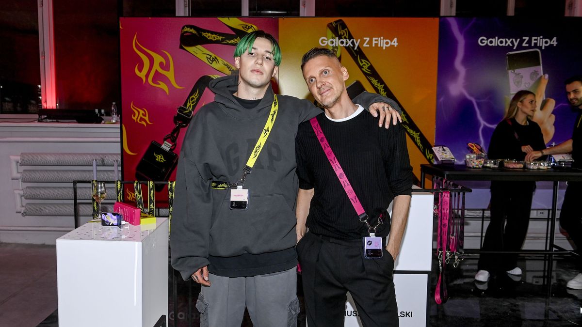 Mariusz Przybylski i Żabson z akcesoriami do Flip4