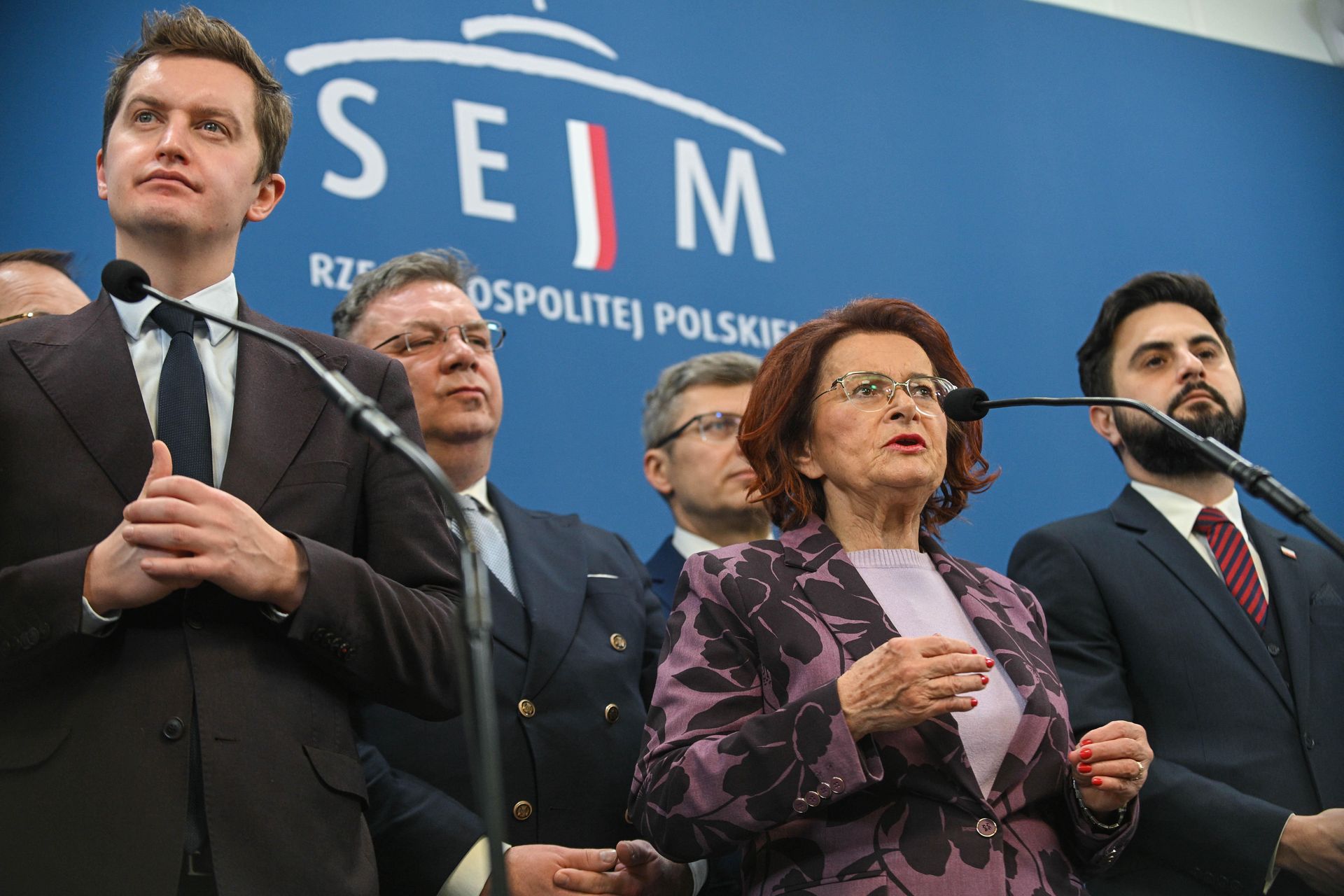 wiadomości,aktualności,WP Wiadomości Posłowie PiS składają wnioski. Opóźnienia z Funduszu Sprawiedliwości