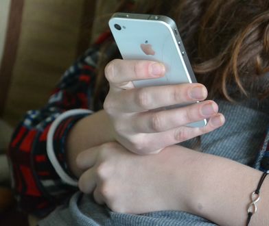 Iphone groźny dla osób z rozrusznikiem serca? Firma zaleca ostrożność