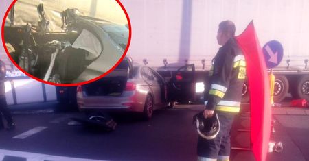 Koszmarny widok na A4. Policja potwierdza. To był nieoznakowany radiowóz