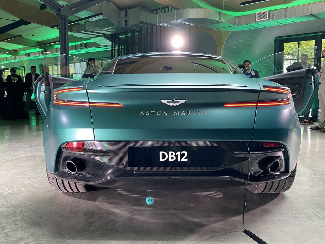 Aston Martin DB12 – polska premiera