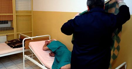 Za noc zapłacisz tyle, co w dobrym hotelu. Izba wytrzeźwień w Sosnowcu podnosi stawki