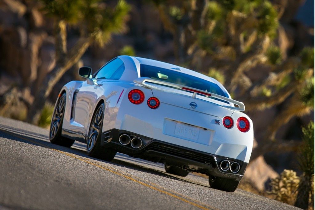 2013 Nissan GT-R - odświeżona Godzilla [galeria] 14