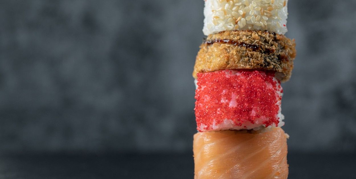 Na co zwrócić uwagę przy wyborze sushi na wynos?