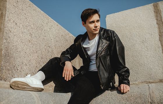 Felix Umarov w rosterze reżyserów Papaya Films