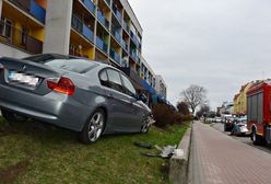 Pijany kierowca w BMW. O mało nie wjechał w kobietę z dzieckiem