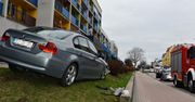 Pijany kierowca w BMW. O mało nie wjechał w kobietę z dzieckiem