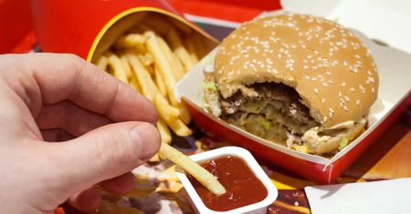 To najgorszy dzień na składanie zamówień! Jakie tajemnice zdradza były pracownik McDonald's?