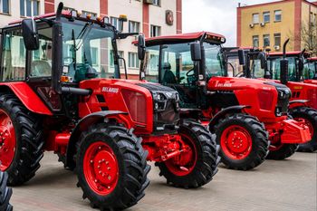 Dramat 7,5 tys. rolników. Mogą stracić ciągniki, obwiniają urzędników