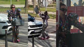 TYLKO NA PUDELKU: Michał Szpak w błyszczącym kombinezonie NIESIE KOSZ Z PRANIEM. Fajna stylizacja na co dzień? (ZDJĘCIA)