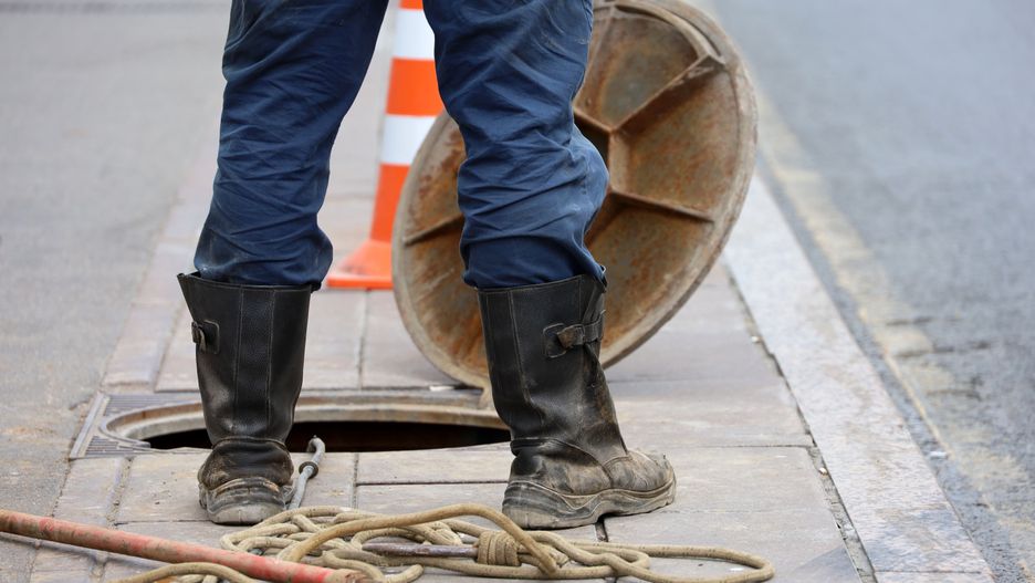 sewer, repair, street, worker, legs, sewerage, accident, boots, cable, canalization, city, clean, cone, construction, day, drainage, electric, electricity, equipment, fix, hatch, hole, issues, laying, line, machine, maintenance, man, manhole, open, outdoor, person, road, rusty, safety, service, sewage, sewage treatment, stand, summer, supply, system, underground, uniform, utilities, water, water pipe, well, work