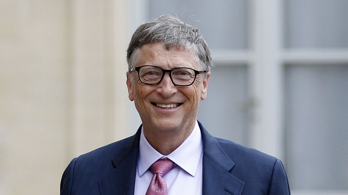 Bill Gates korzysta z telefonu marki Samsung /fot. GettyImages