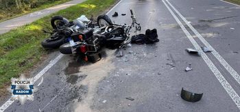 Radom: Czołowe zderzenie dwóch motocyklistów. Jeden z nich nie żyje