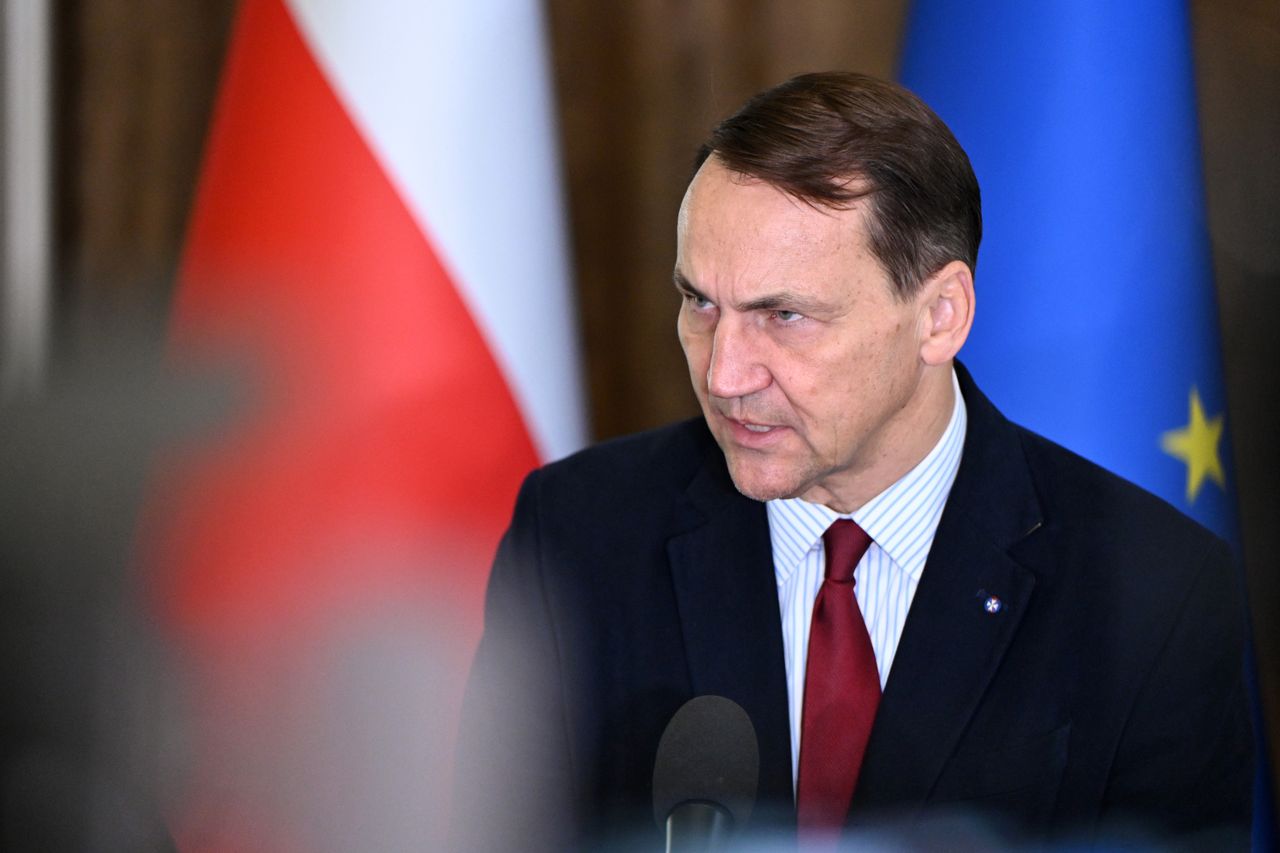 Sikorski reaguje na słowa Trumpa. Tak napisał o Grenlandii