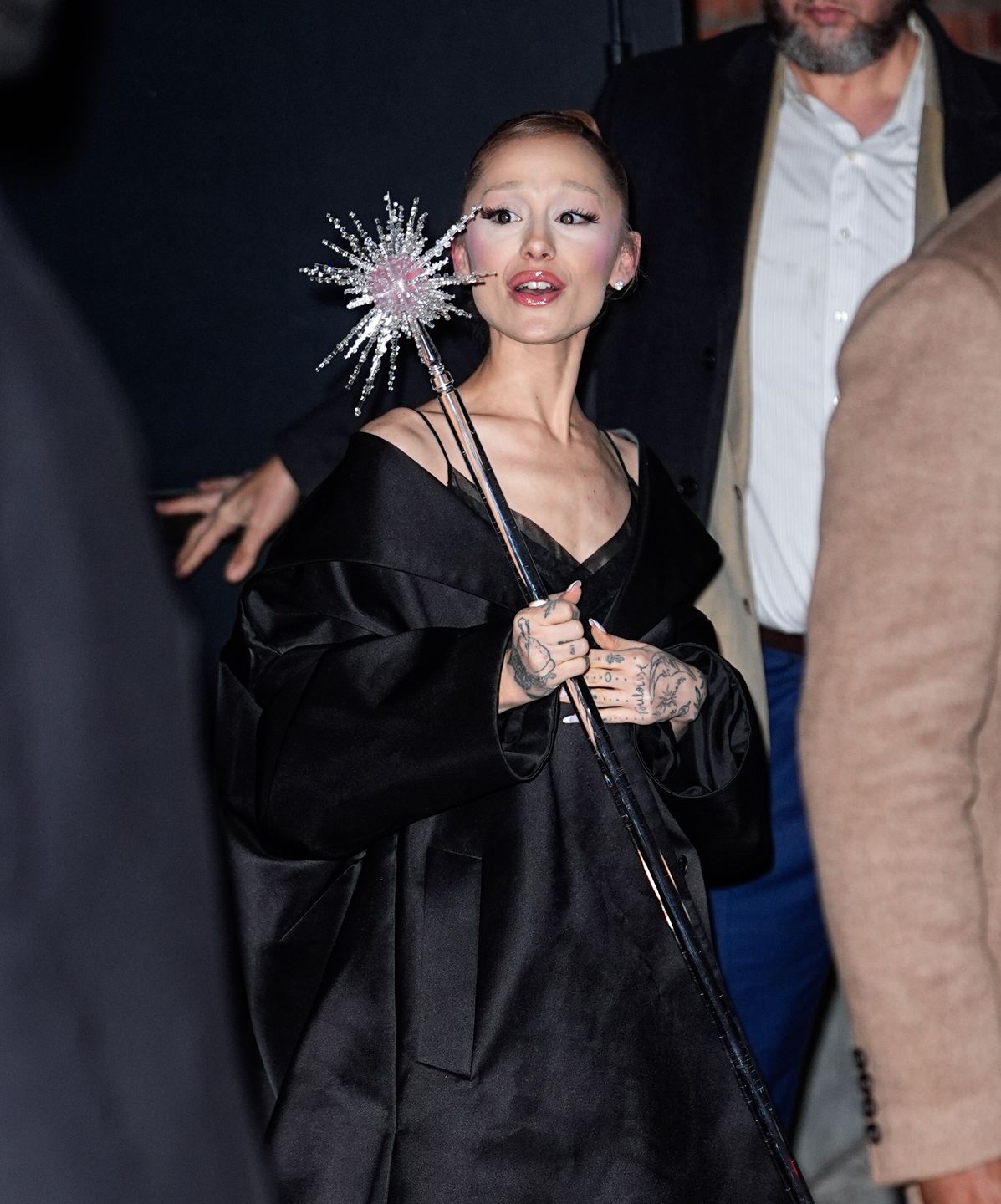 Ariana Grande apeluje, by nie komentować jej wyglądu