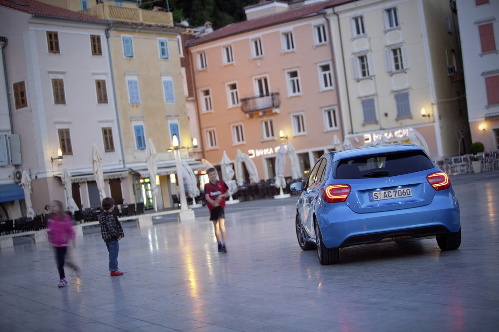 Mercedes-Benz klasy A (W176) - obszerna galeria prosto od producenta 8