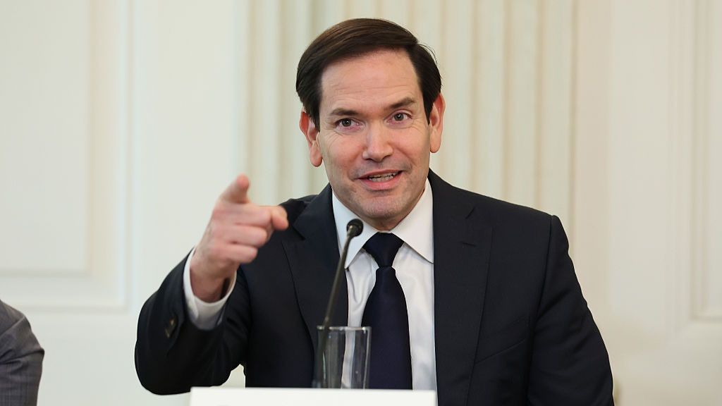 President Trump Holds Roundtable Discussion At The White House On Antifa
Anna Moneymaker
bestof, topix