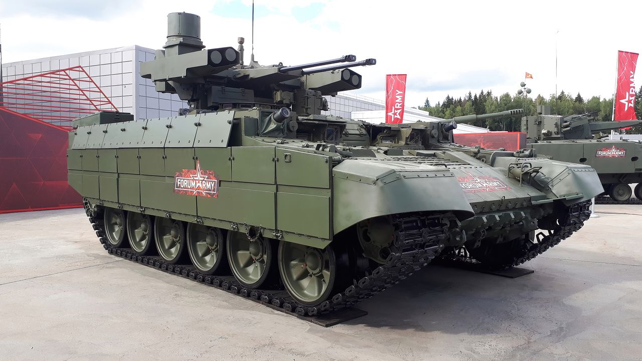 Rosyjskie BMPT Terminatory już w Ukrainie. Wyjaśniamy, co potrafią - BMPT Terminator podczas rosyjskiej wystawy Army-2020.