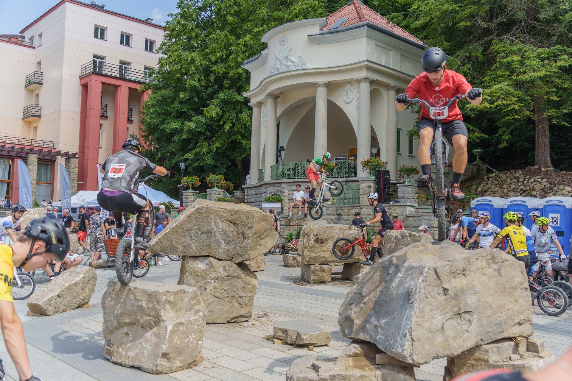 2.03. 2025r. Krynica-Zdrój, deptak, Puchar Świata w Trialu Rowerowym, kibice 

fot. Damian Radziak/Gazeta Krakowska