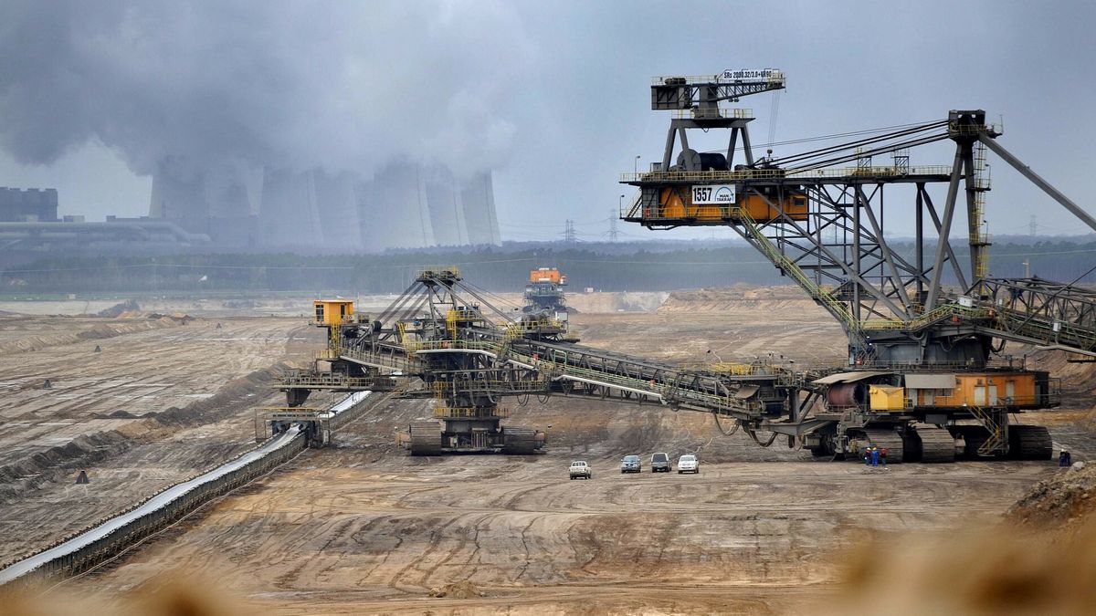 Reporter Poland 200819.11.2008 Kopalnia wegla brunatnego dostarczajaca paliwo do elektrowni w Janschwalde kolo Cottbus Fot. Tomasz Gawalkiewicz/ZAFF/REPORTERGawalkiewicz/ZAFF/REPORTER