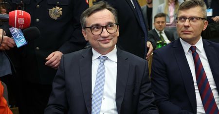 Prokurator wyjeździł służbowo ponad 120 tys. kilometrów. To człowiek Ziobry